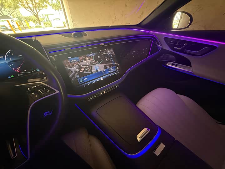 Фото 9 - Mercedes-Benz E-Class