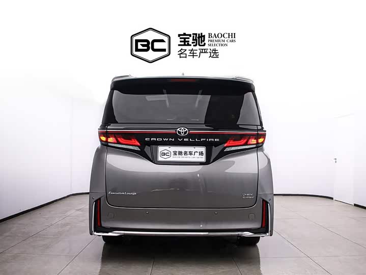 Фото 4 - Toyota Vellfire