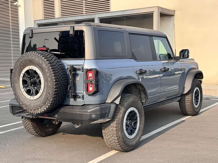 Фото 7 - Ford Bronco