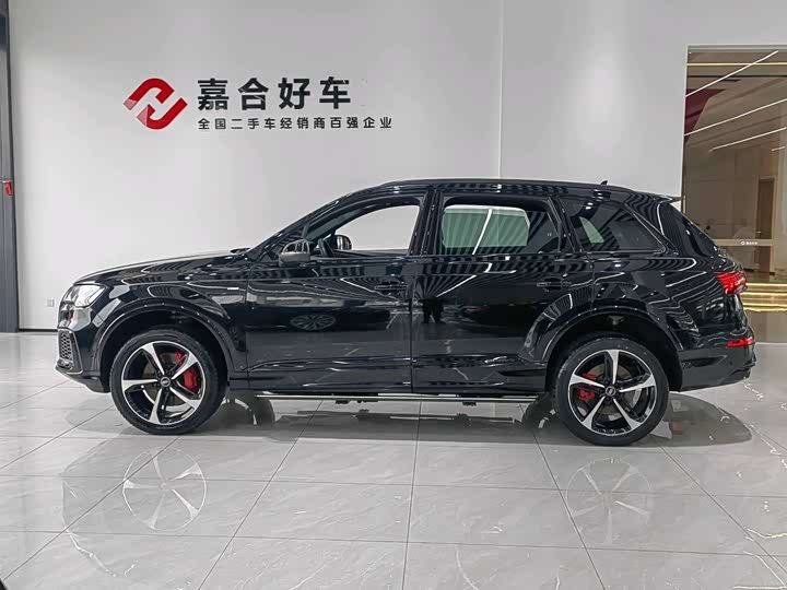 Фото 3 - Audi Q7