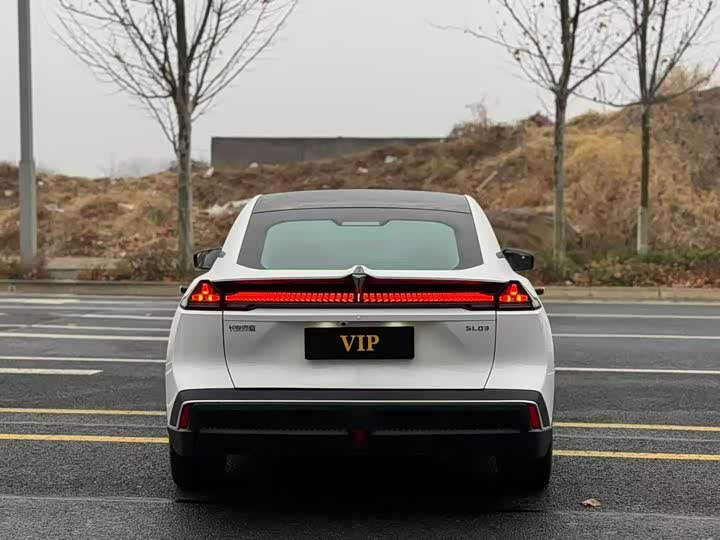 Фото 8 - Changan Deepal SL03