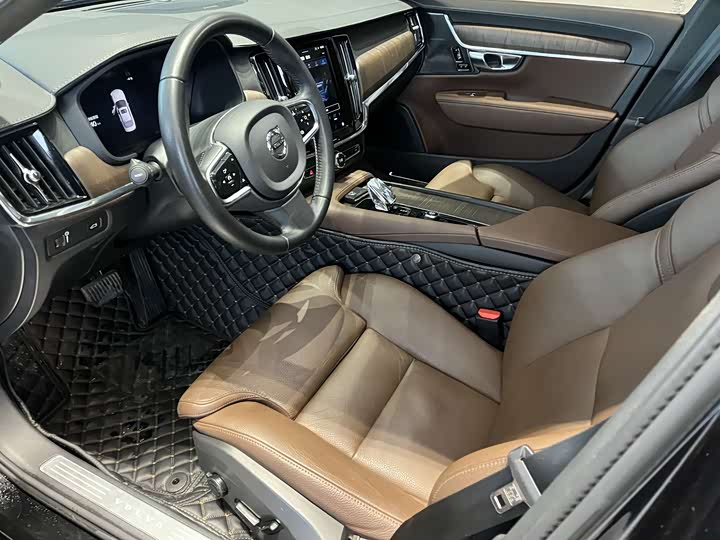 Фото 7 - Volvo S90