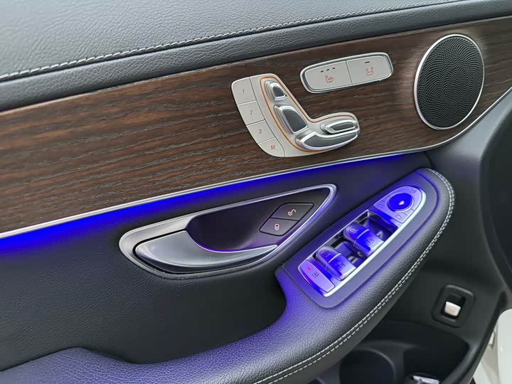 Фото 7 - Mercedes-Benz GLC-Class