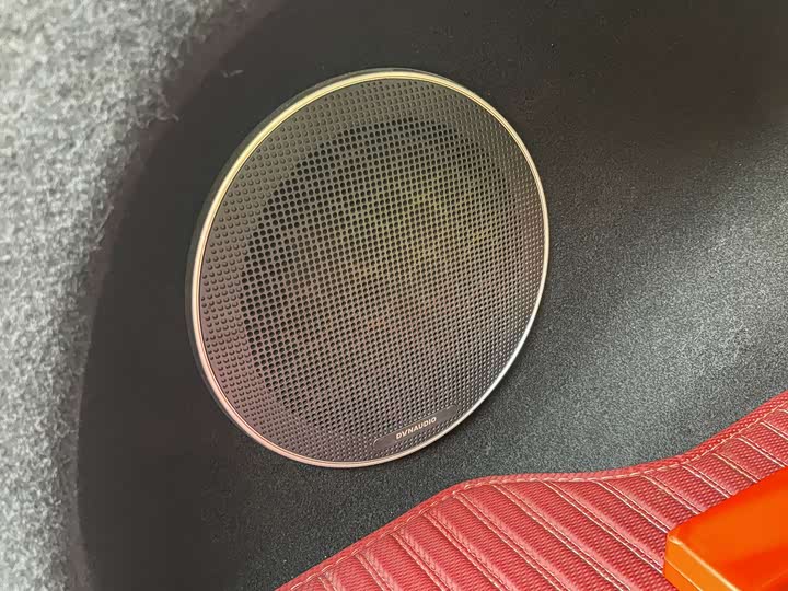 Фото 7 - XPeng P7