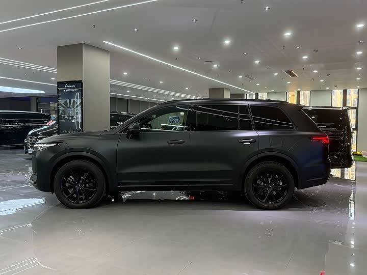 Фото 3 - LiXiang One