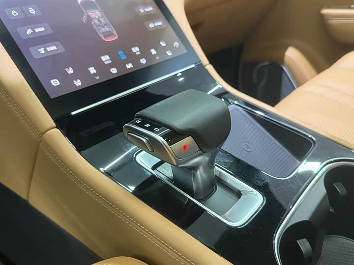 Фото 6 - LiXiang One