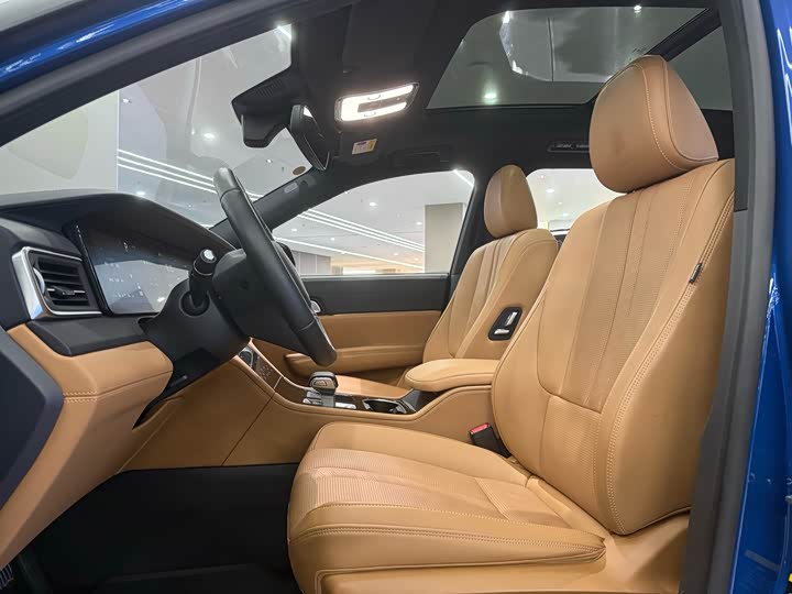 Фото 9 - LiXiang One