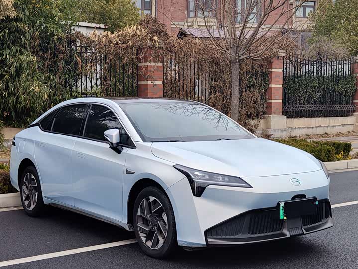 Фото 3 - GAC Aion S Plus