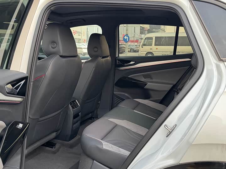 Фото 8 - Volkswagen ID.4 Crozz