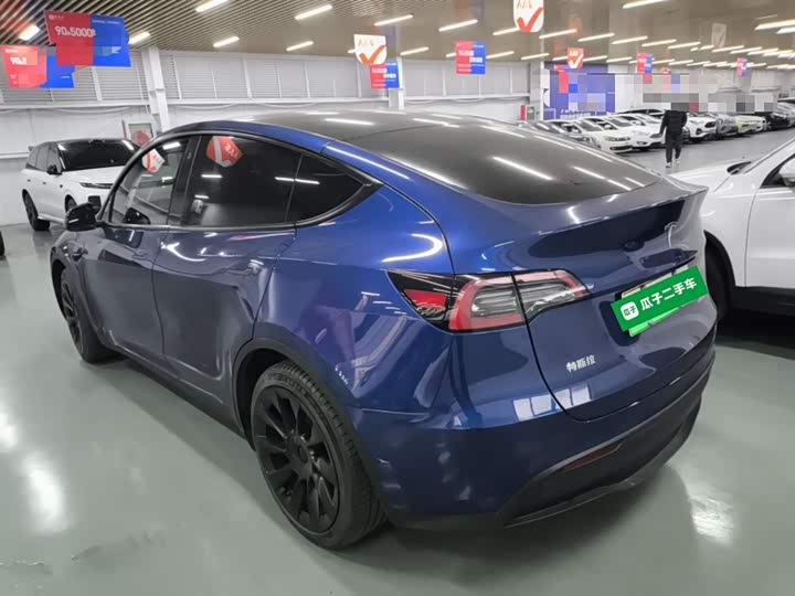 Фото 5 - Tesla Model Y