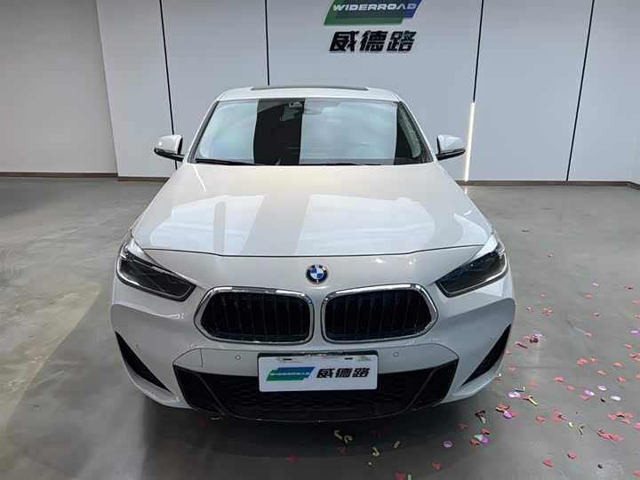 Фото 2 - BMW X2