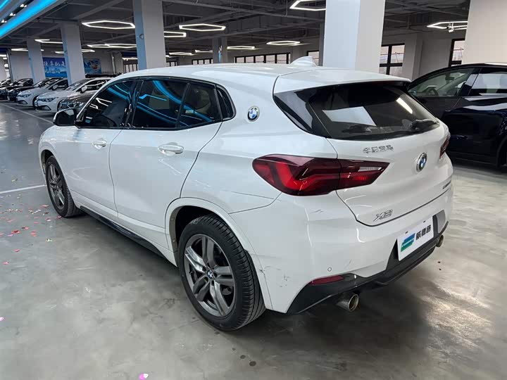 Фото 5 - BMW X2