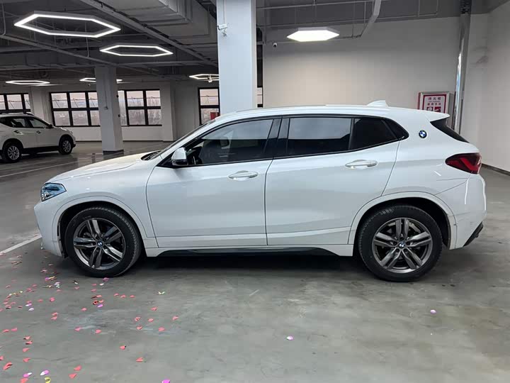 Фото 6 - BMW X2