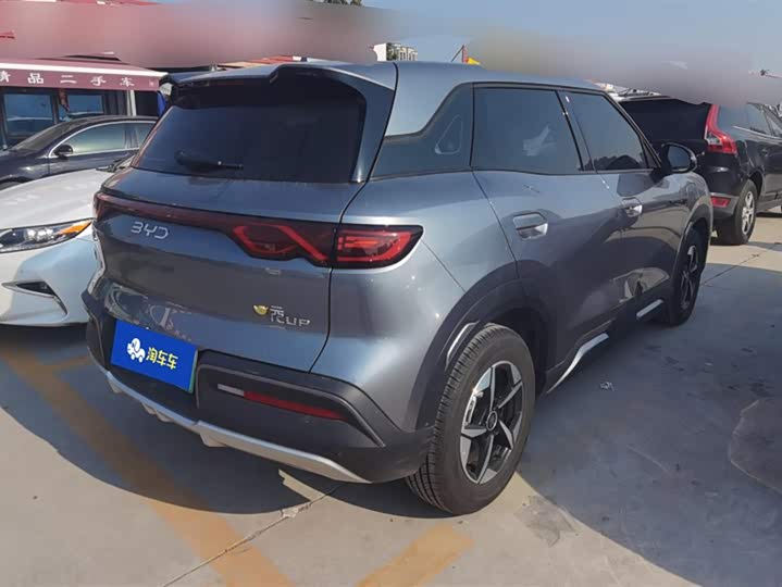 Фото 3 - BYD Yuan Up