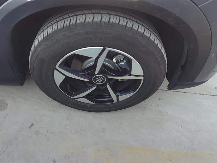 Фото 6 - BYD Yuan Up