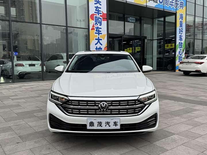 Фото 2 - Volkswagen Sagitar L