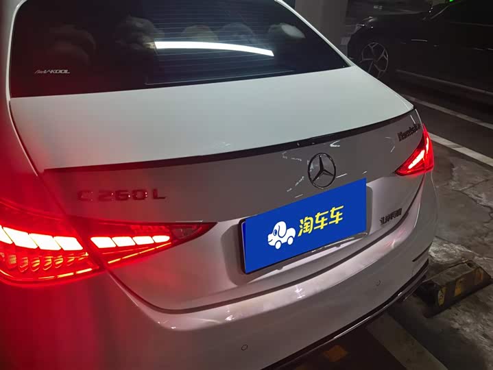 Фото 4 - Mercedes-Benz C-Class