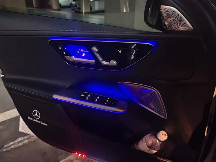 Фото 7 - Mercedes-Benz C-Class