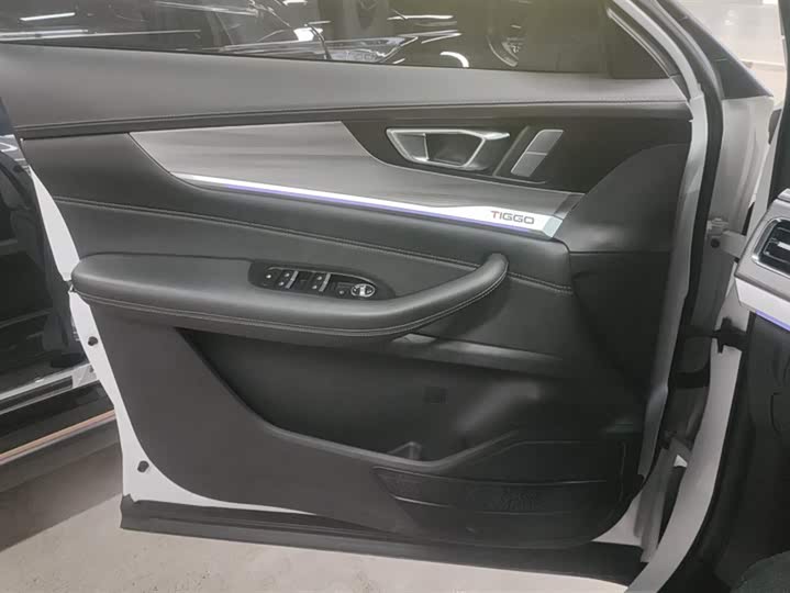 Фото 7 - Chery Tiggo 8