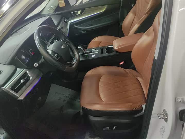 Фото 9 - Chery Tiggo 8