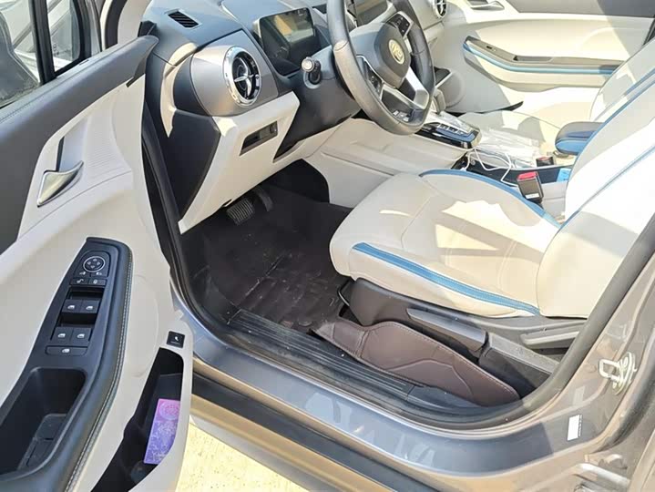 Фото 9 - BYD Yuan Pro