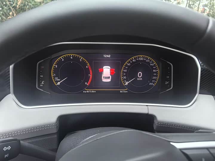 Фото 3 - Volkswagen Tayron