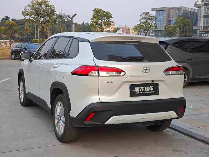 Фото 7 - Toyota Corolla Cross