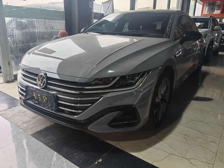 Фото 1 - Volkswagen CC