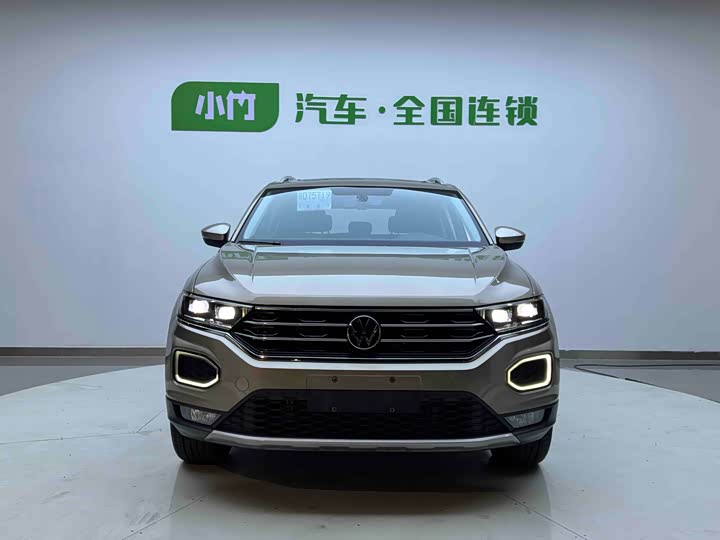 Фото 2 - Volkswagen T-Roc