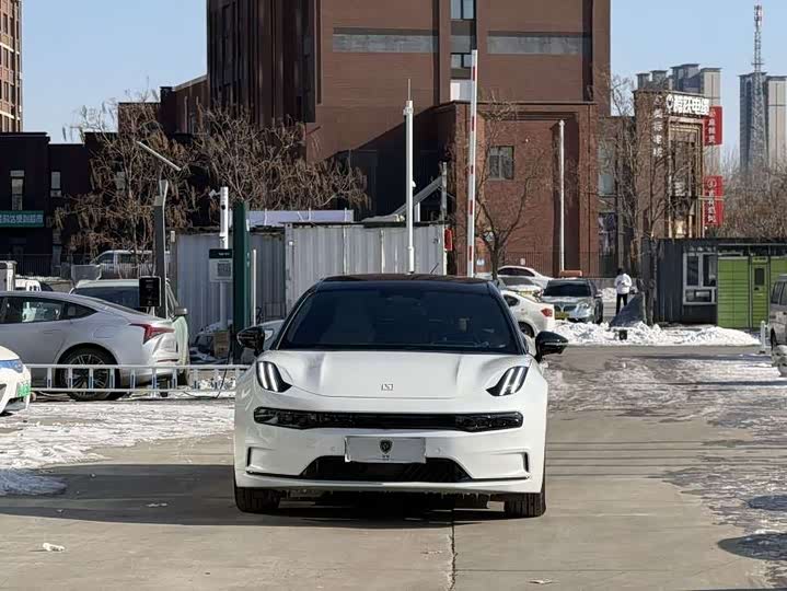 Фото 5 - Zeekr 001