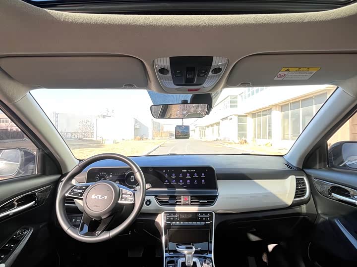 Фото 4 - Kia Seltos