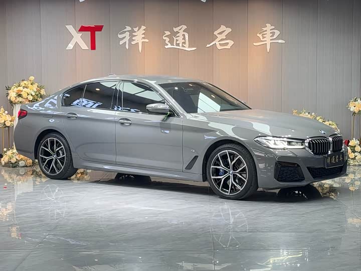 Фото 3 - BMW 5 Series