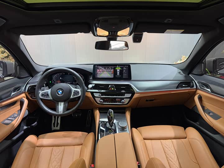 Фото 6 - BMW 5 Series