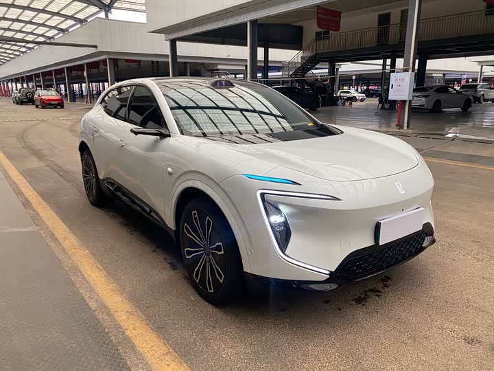 Фото 3 - Avatr 07