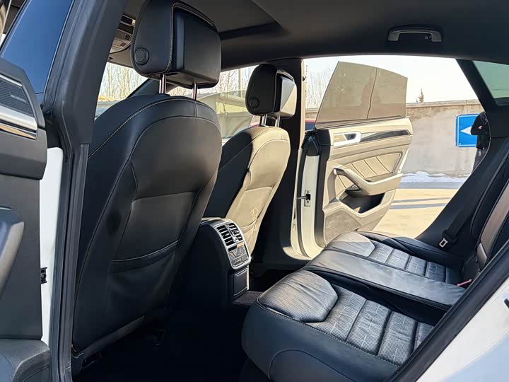 Фото 4 - Volkswagen CC