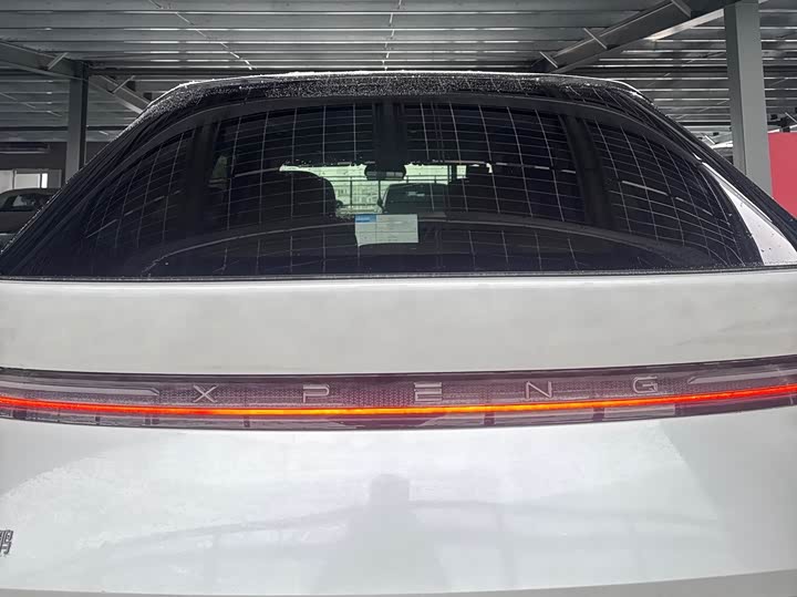 Фото 6 - XPeng X9