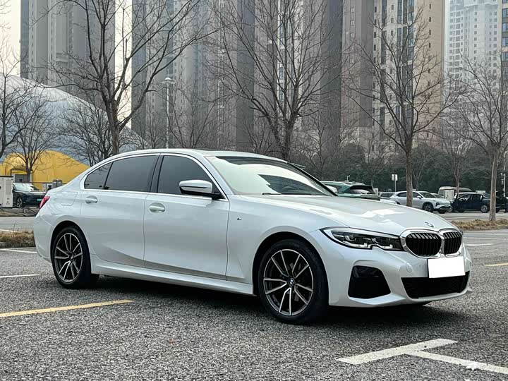 Фото 3 - BMW 3 Series