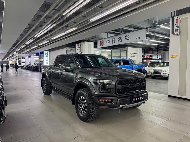 Фото 2 - Ford F-150 Raptor