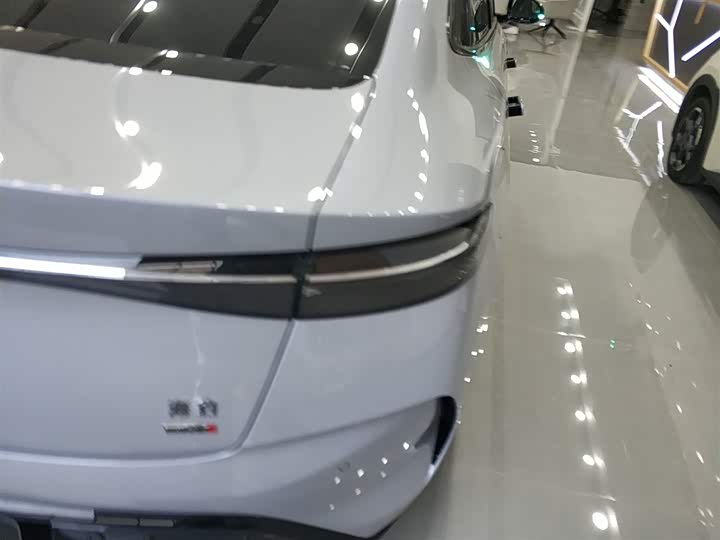 Фото 8 - BYD Seal