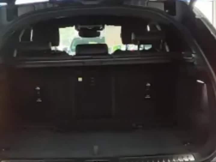 Фото 4 - Land Rover Range Rover Velar