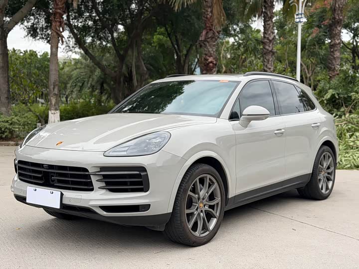 Фото 1 - Porsche Cayenne