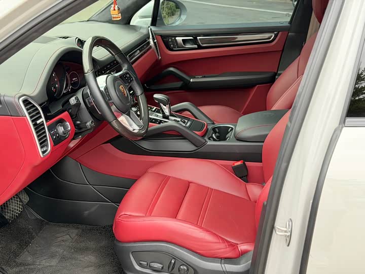 Фото 4 - Porsche Cayenne