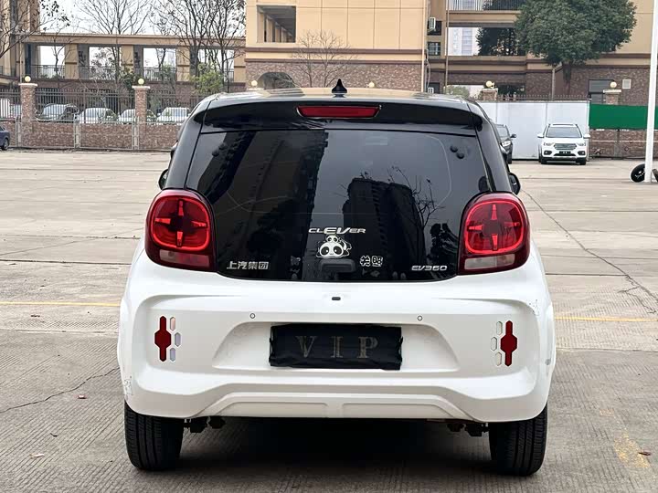 Фото 8 - Roewe Clever