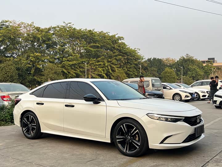 Фото 3 - Honda Integra