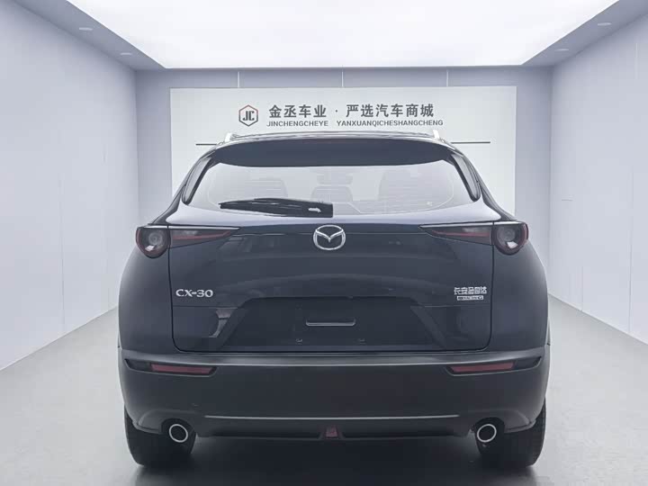 Фото 3 - Mazda CX-30