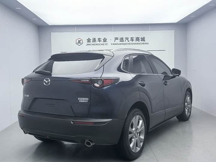 Фото 5 - Mazda CX-30