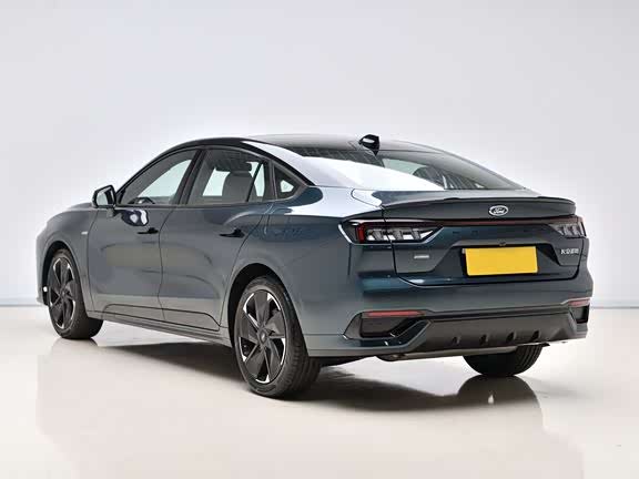 Фото 4 - Ford Mondeo