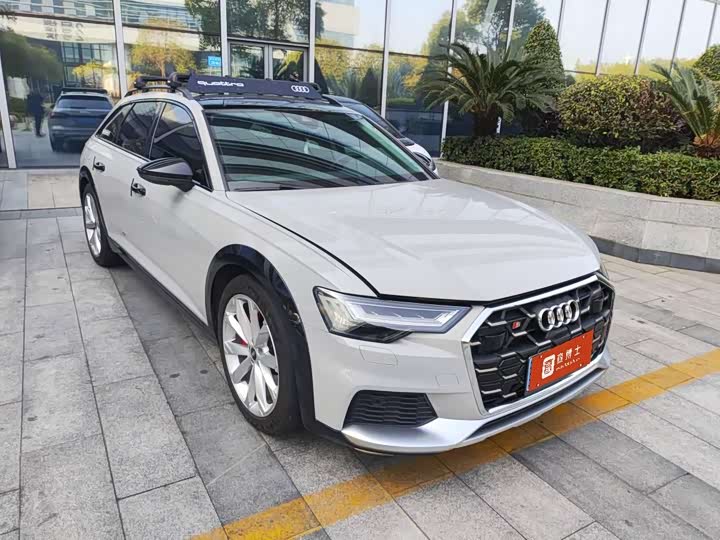Фото 2 - Audi A6