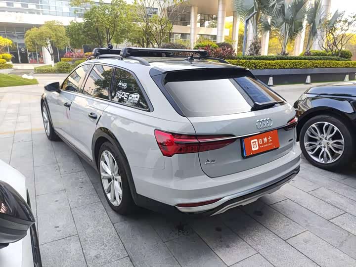 Фото 8 - Audi A6