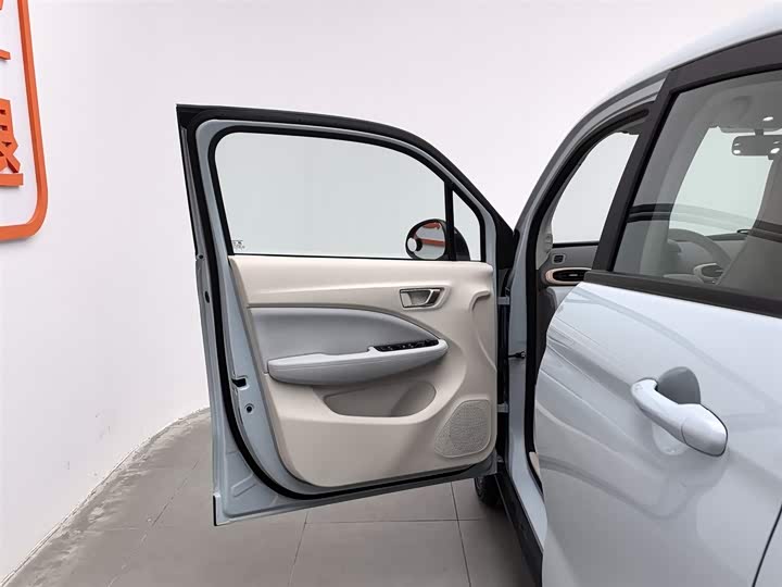 Фото 8 - Leapmotor T03